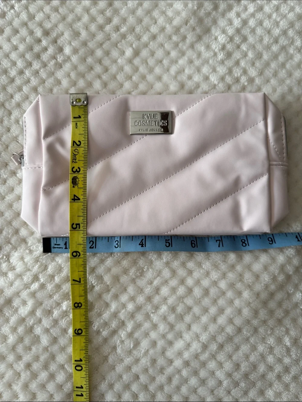 🩷 🆕👜Kylie Cosmetics by Kylie Jenner Quilted Pink Makeup Bag Cosmetic Pouch